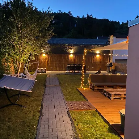 Nuerburgring Industrial Design House, Grosser Garten, Bbq *