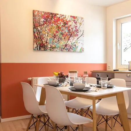 Nuerburgring Industrial Design House, Grosser Garten, Bbq * Adenau