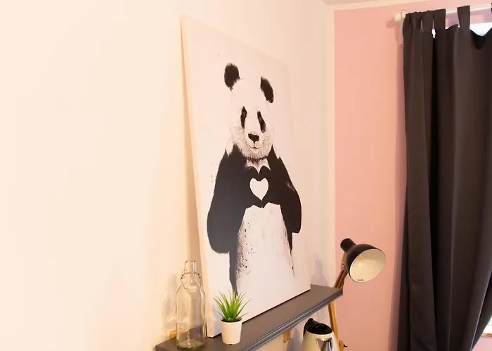 Nuerburgring Industrial Design House, Grosser Garten, Bbq Apartamento Adenau