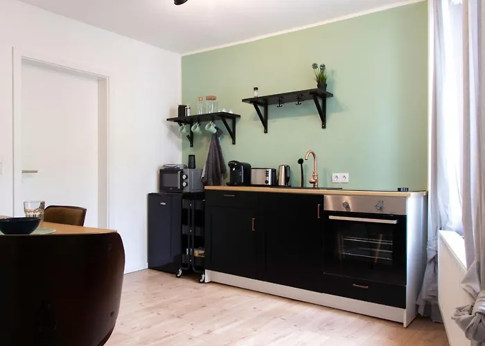 Nuerburgring Industrial Design House, Grosser Garten, Bbq Apartamento Adenau