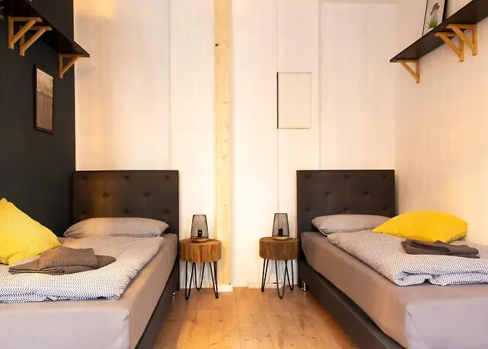 Nuerburgring Industrial Design House, Grosser Garten, Bbq Lejlighed