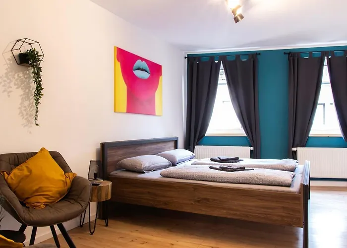 Nuerburgring Industrial Design House, Grosser Garten, Bbq * Adenau